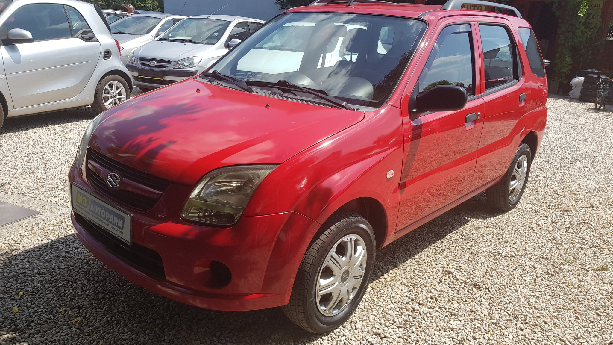 Сузуки игнис 1.3. Suzuki Ignis 1.3. Suzuki Ignis 2023. Suzuki Ignis 2001 1.3 салон. Suzuki Ignis 1.3 АКПП.